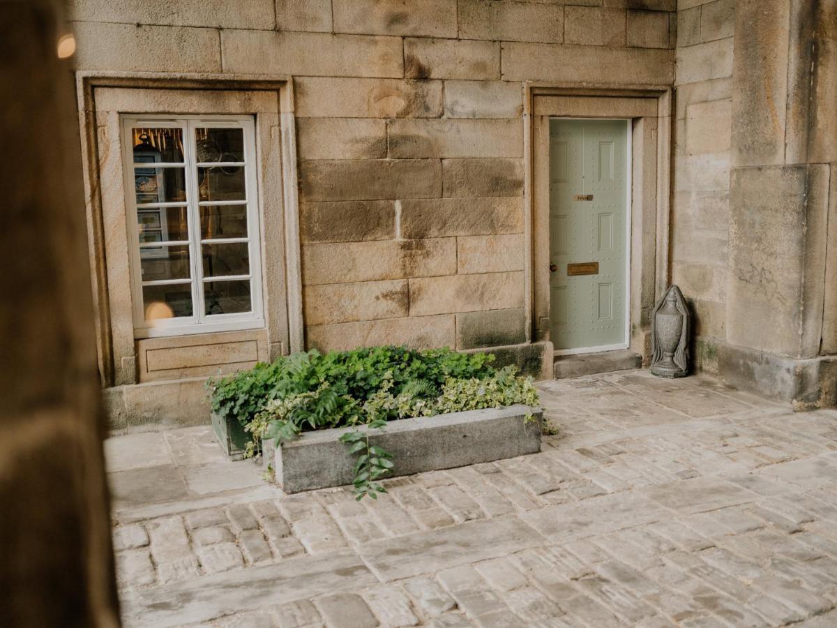 Beautiful Grade Ii Listed Gatehouse In Great Location Holiday home *